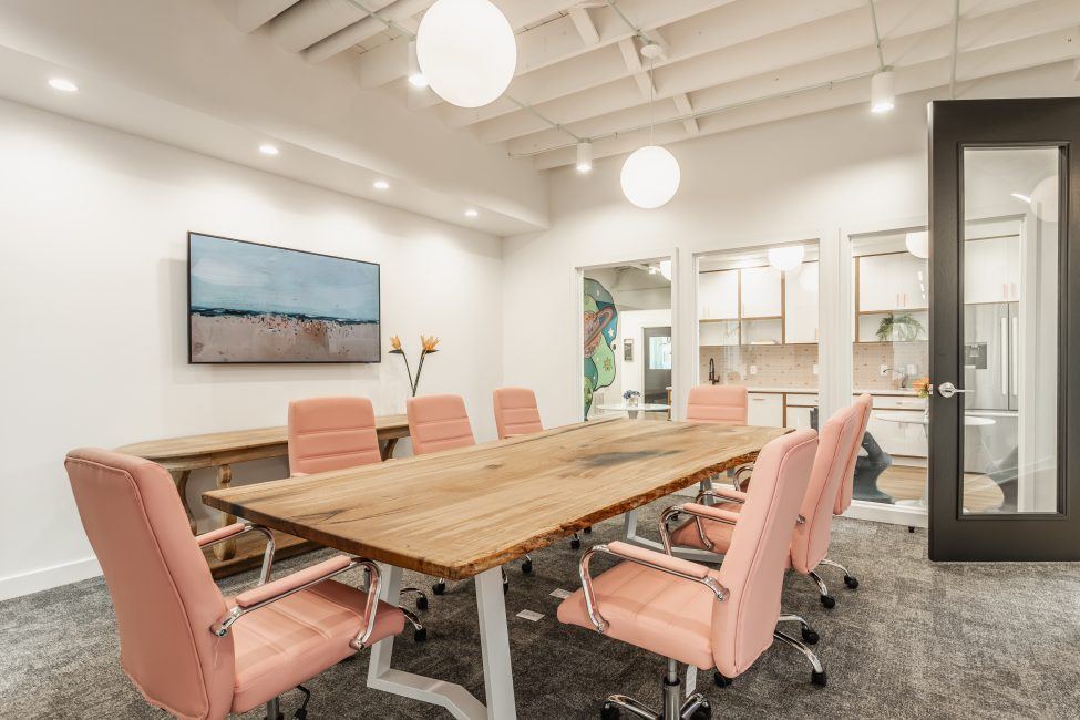 Conference room by Boaz Construction Indianapolis